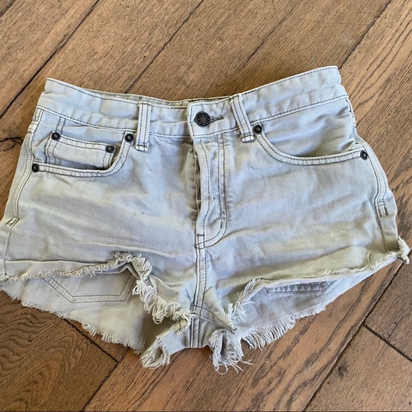 Free People Pants - Free people shredded gray denim button short womens 25